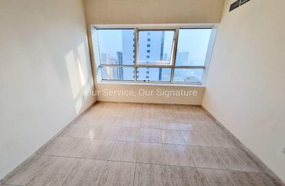 Apartment - 3 Bedrooms - 4 Bathrooms for rent in Al Mamzar Tower - Al Mamzar - Sharjah - Sharjah