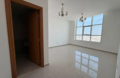Apartment - 2 Bedrooms - 3 Bathrooms for rent in Al Khan Corniche - Al Khan - Sharjah