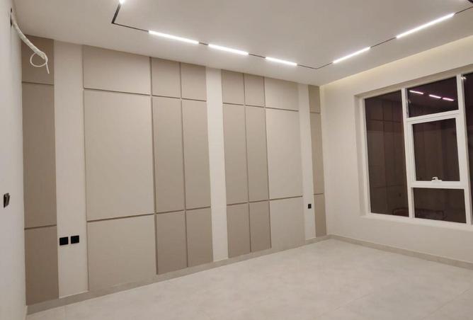 103238854 - Property Image 2