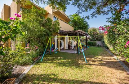 فيلا - 3 غرف نوم - 4 حمامات للبيع في الساحل - المرابع العربية - دبي