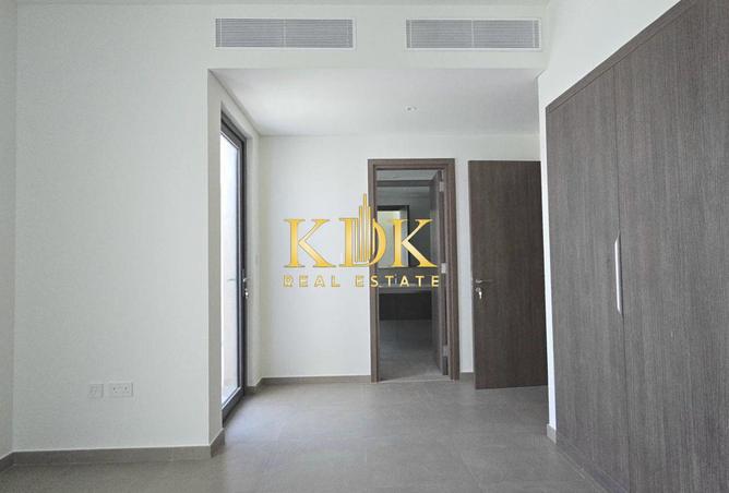 135644120 - Property Image 3