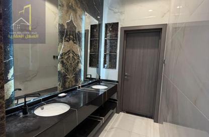 Villa - 5 - 7 for sale in Al Hooshi Villas - Hoshi - Al Badie - Sharjah