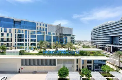 شقة - 2 غرف نوم - 3 حمامات للايجار في ممشى السعديات - منطقة السعديات الثقافية - جزيرة السعديات - أبوظبي