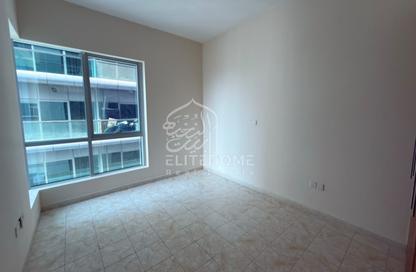 Apartment - 2 - 3 for sale in Al Dana Tower - Al Majaz 3 - Al Majaz - Sharjah