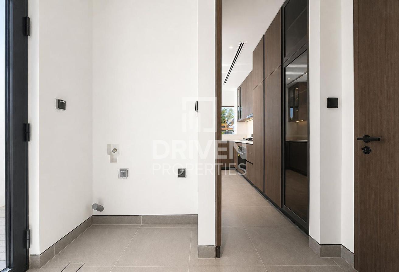 Upgraded | Negotiable Rent | Flexible Cheques photo 16