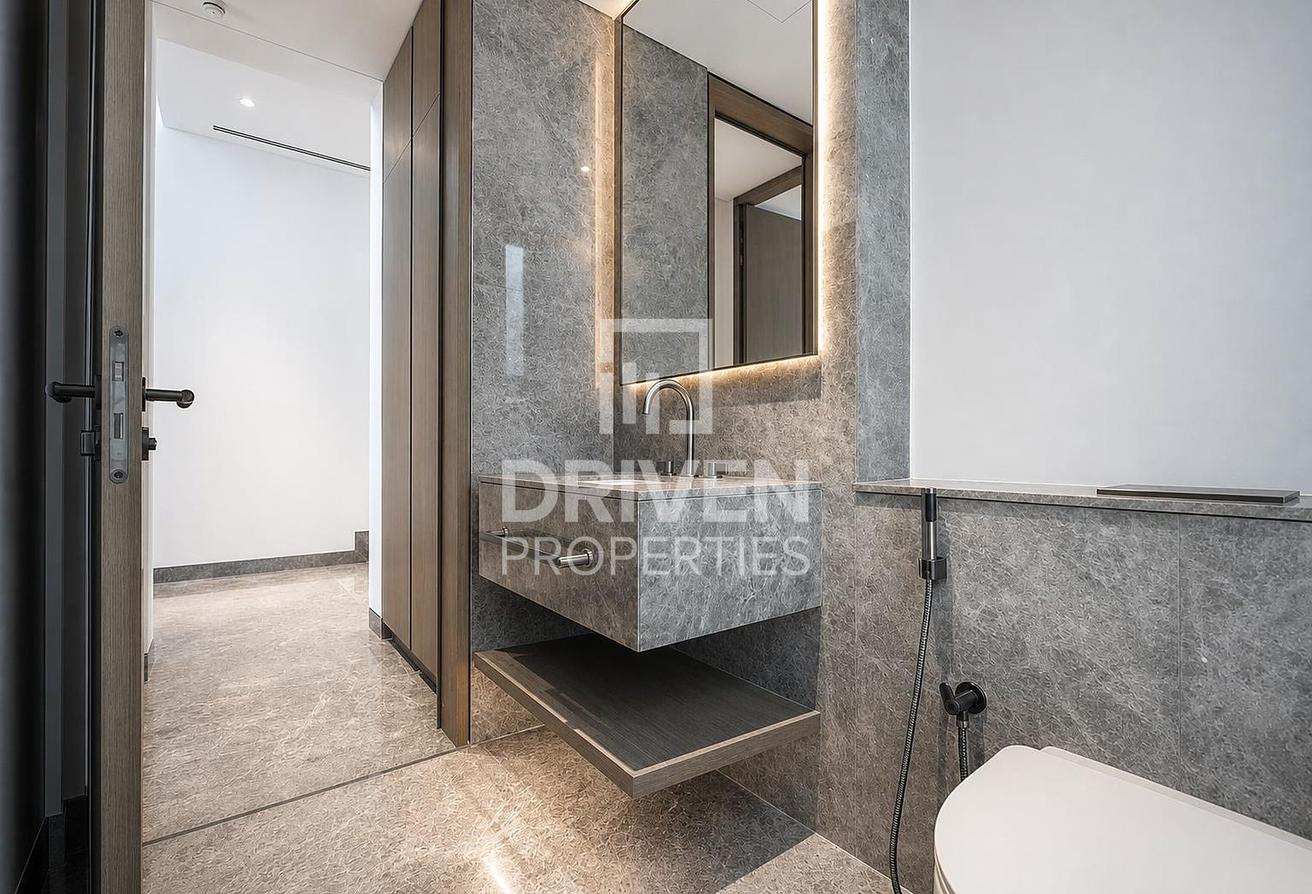 Upgraded | Negotiable Rent | Flexible Cheques photo 25