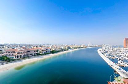 Apartment - Studio - 1 Bathroom for rent in Palm Views East - Palm Views - Palm Jumeirah - Dubai