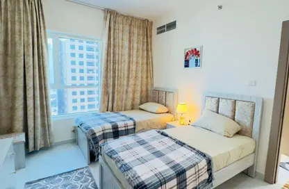 شقة - 2 غرف نوم - 2 حمامات للايجار في برج منازل 5 - شارع التعاون - التعاون - الشارقة