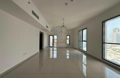 Apartment - 2 Bedrooms - 2 Bathrooms for rent in Al Khan Corniche - Al Khan - Sharjah