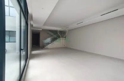 Villa - 5 Bedrooms - 6 Bathrooms for rent in Umm Suqeim 1 Villas - Umm Suqeim 1 - Umm Suqeim - Dubai Villa - 5 Bedrooms - 6 Bathrooms for rent in Umm Suqeim 1 Villas - Umm Suqeim 1 - Umm Suqeim - Dubai