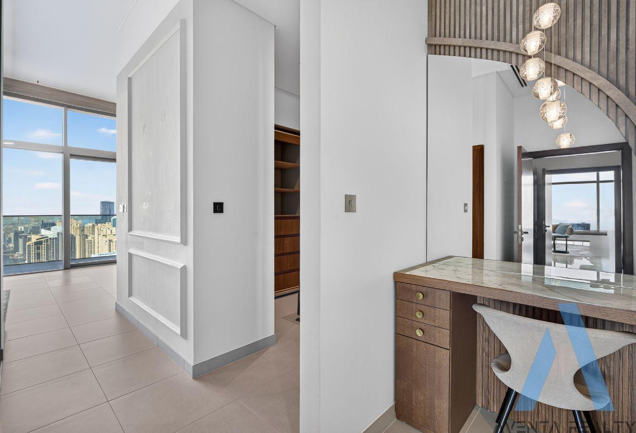 Luxury Marina Gate Penthouse | Exclusive photo 12