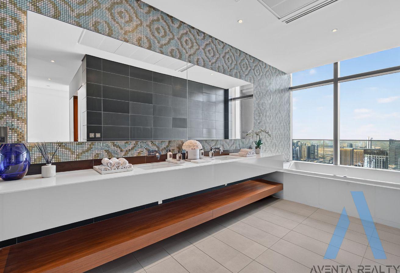 Luxury Marina Gate Penthouse | Exclusive photo 10