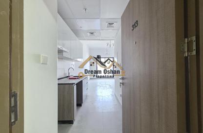 Apartment - Studio - 1 for rent in KHK 21 - International City Phase 2 - Dubai