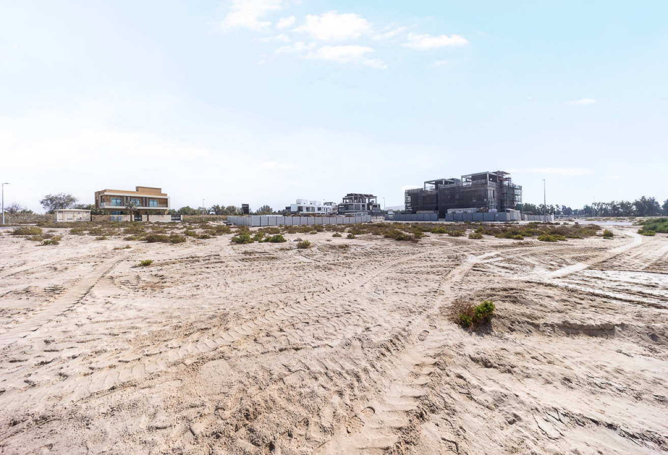 Studio land in Nad Al Sheba Gardens 1, Nad Al Sheba: 12
