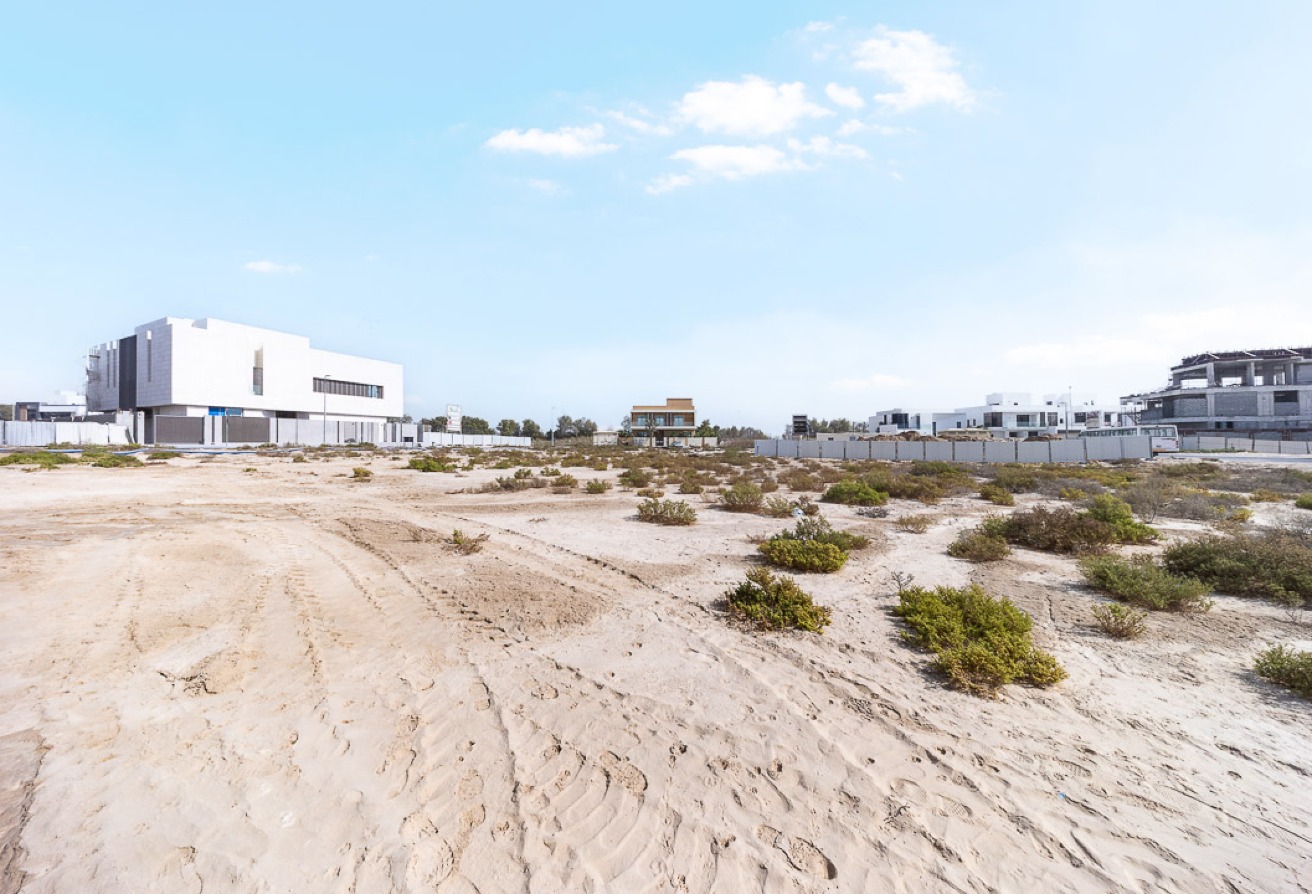Studio land in Nad Al Sheba Gardens 1, Nad Al Sheba: 13