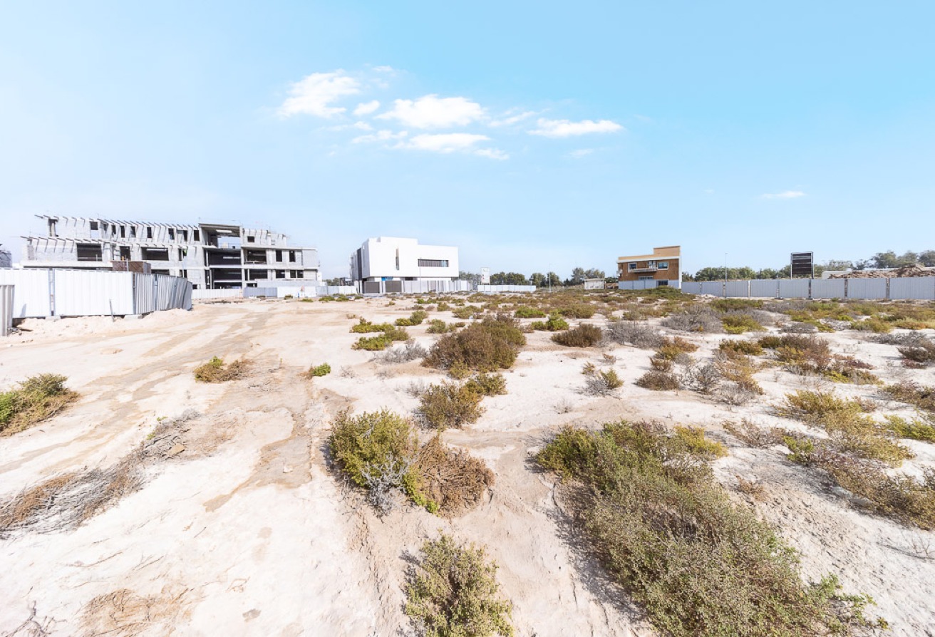 Studio land in Nad Al Sheba Gardens 1, Nad Al Sheba: 15