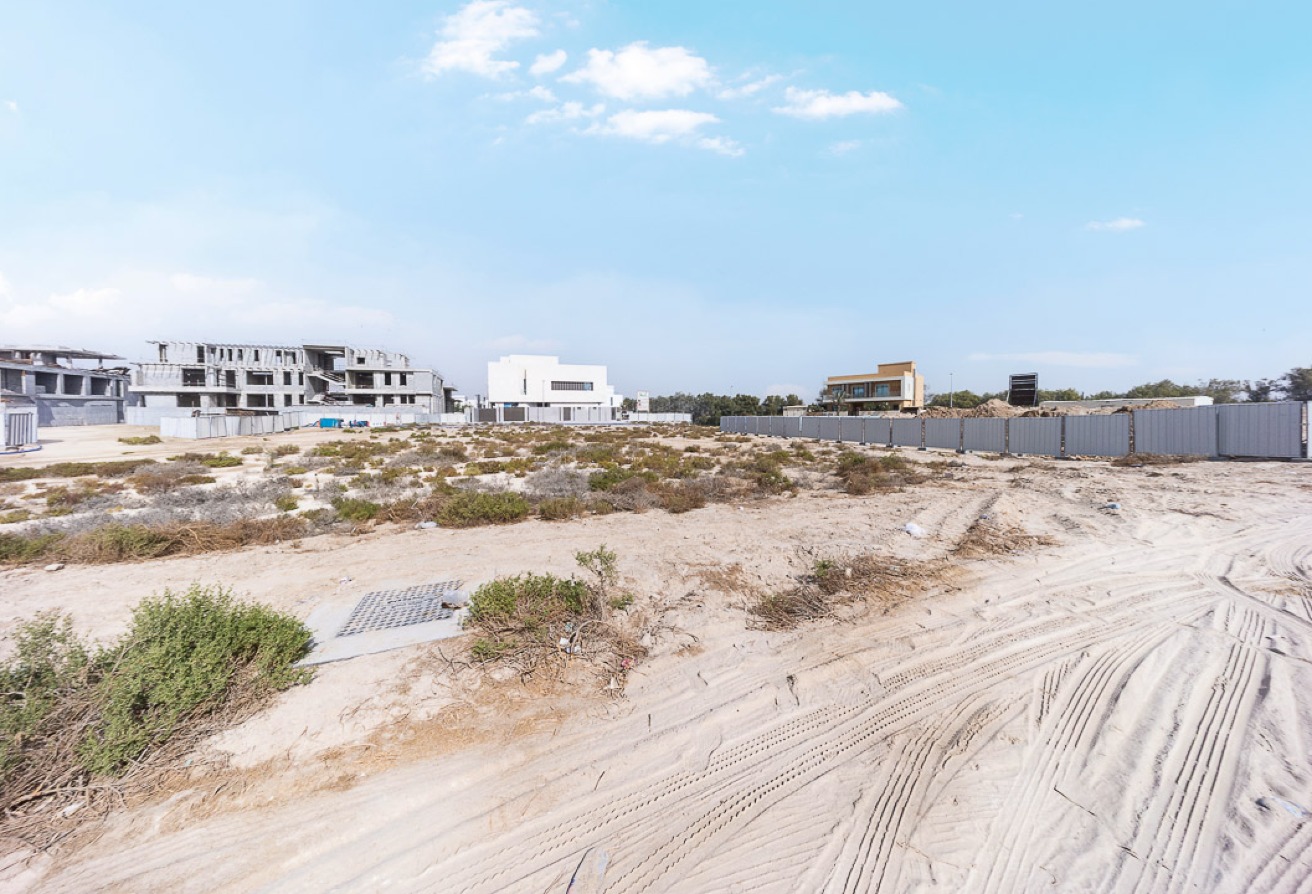 Studio land in Nad Al Sheba Gardens 1, Nad Al Sheba: 20