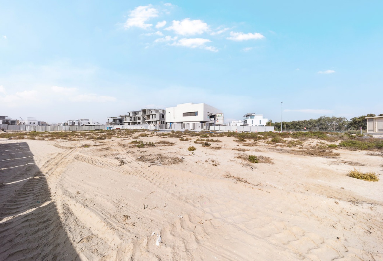 Studio land in Nad Al Sheba Gardens 1, Nad Al Sheba: 29