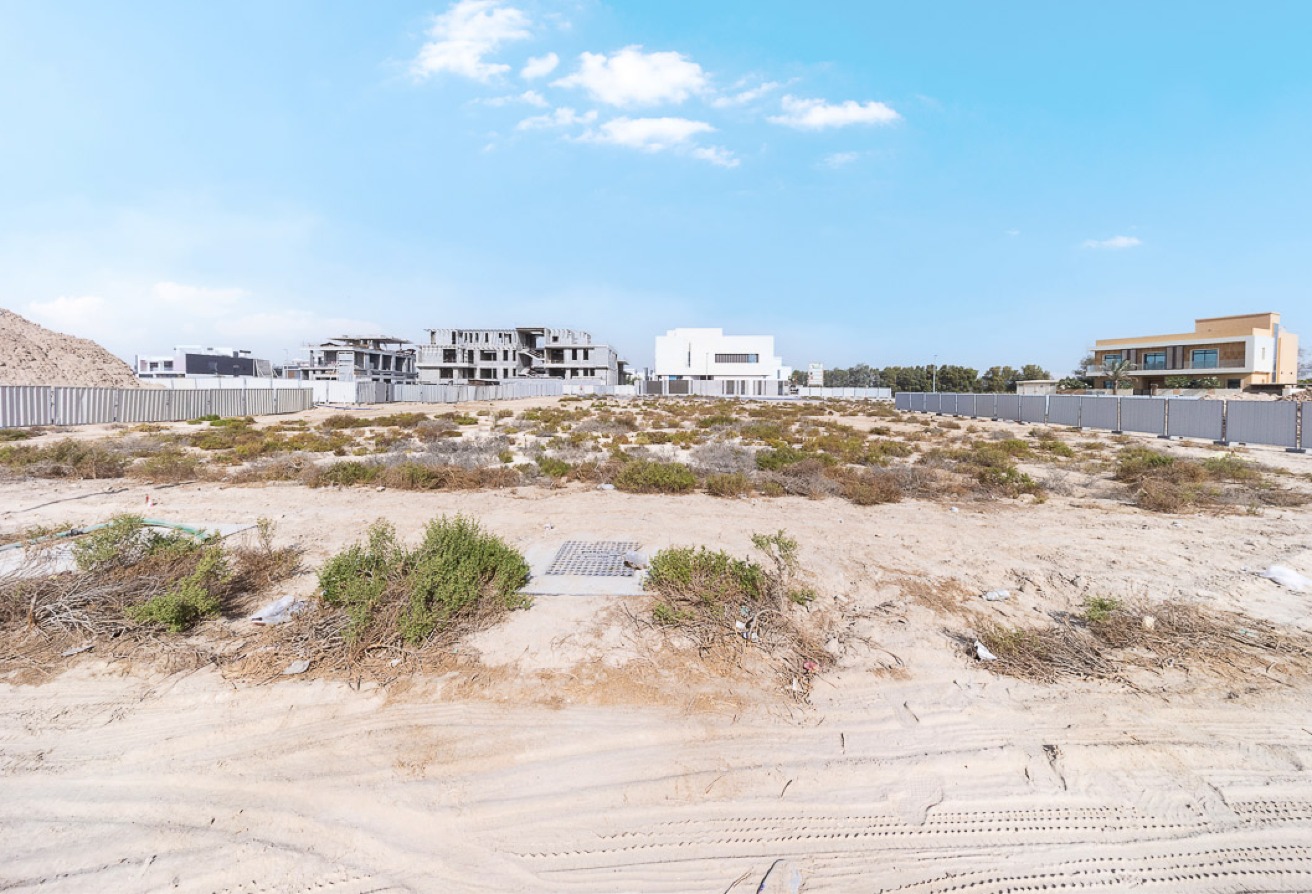 Studio land in Nad Al Sheba Gardens 1, Nad Al Sheba: 21
