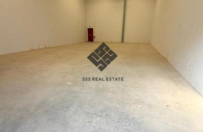 Warehouse - Studio for rent in Umm Dir - Umm Al Quwain