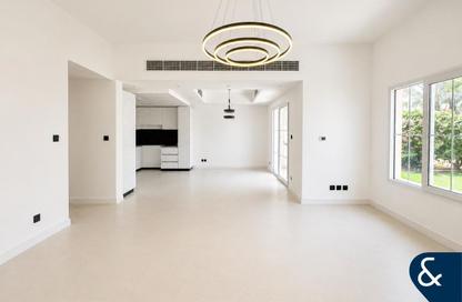 Villa - 4 Bedrooms - 4 Bathrooms for rent in Springs 11 - The Springs - Dubai