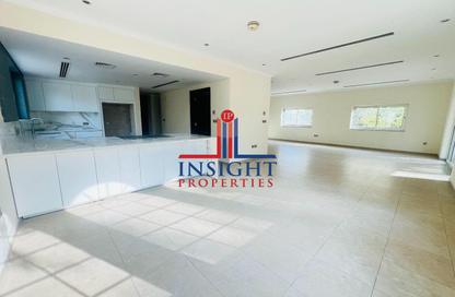 Villa - 3 Bedrooms - 4 Bathrooms for rent in District 6 - Jumeirah Park - Dubai