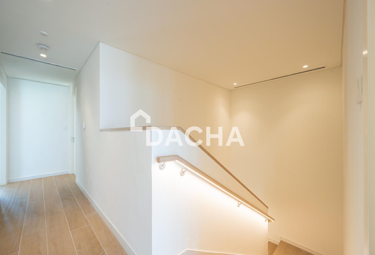 Corner Unit E3 | Single Row | Near Pool And Park photo 11