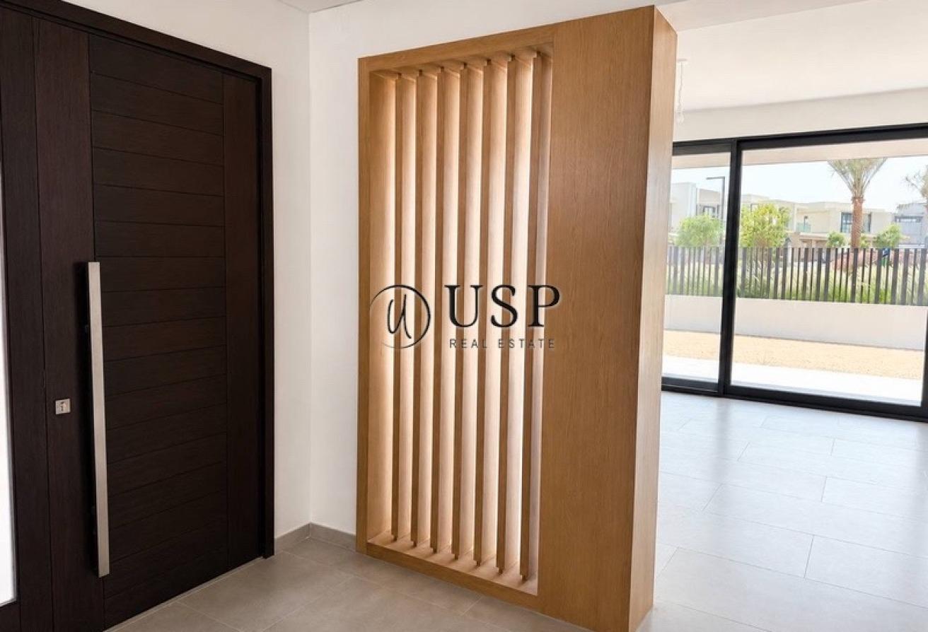 Exclusive Villa | Smart Layout | Close To Pool photo 3