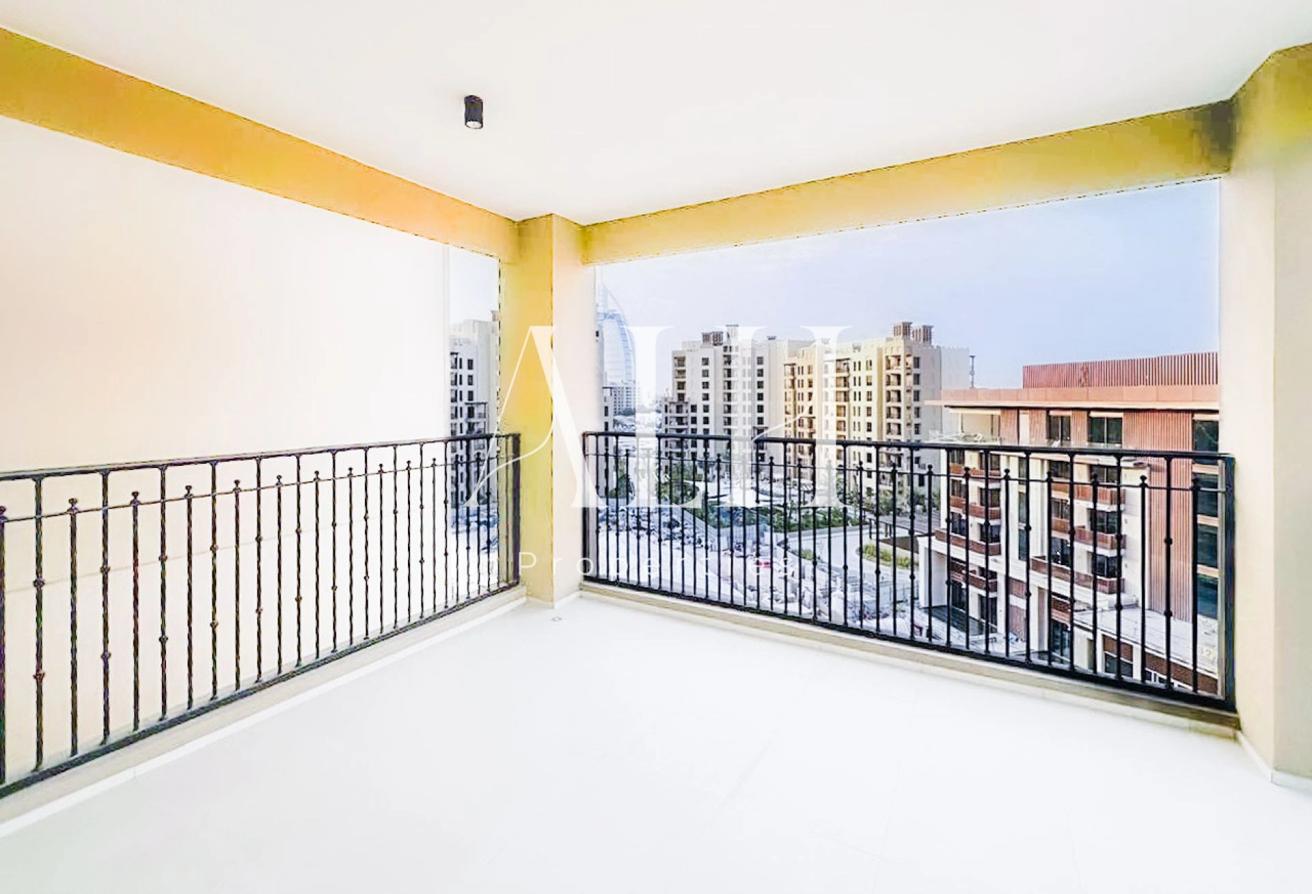 Prime Location | Unfurnished | Vacant photo 4