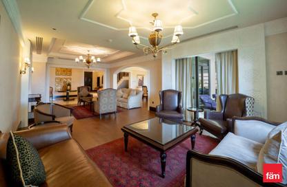 Villa - 5 Bedrooms - 6 Bathrooms for rent in Jumeirah Zabeel Saray - The Crescent - Palm Jumeirah - Dubai