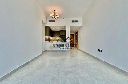 Apartment - 1 Bedroom - 2 Bathrooms for rent in Sama Al Jaddaf - Al Jaddaf - Dubai