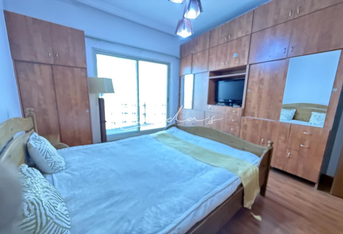 Large 1BR | Silicon Arch | Family Living photo 17