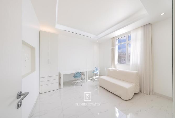 75013102 - Property Image 2