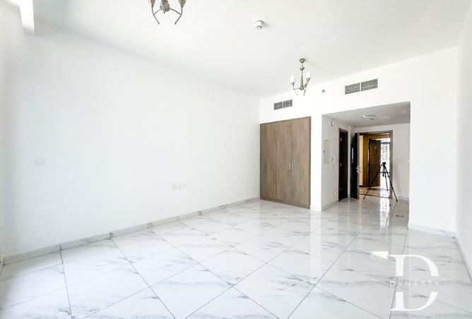 120173105 - Property Image 3