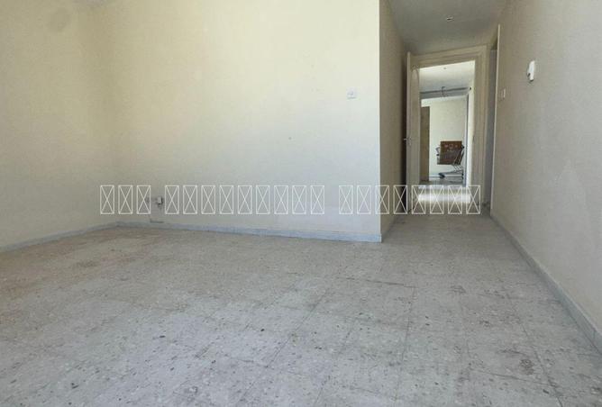 114598391 - Property Image 3