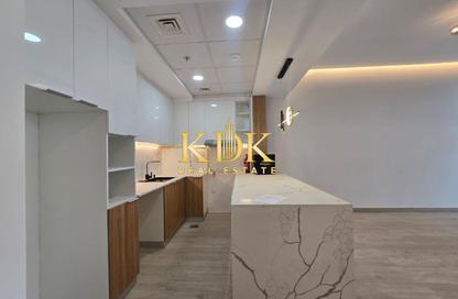 Apartment - 1 - 2 for rent in The East Crest by Meteora - District 17 - Jumeirah Village Circle - Dubai