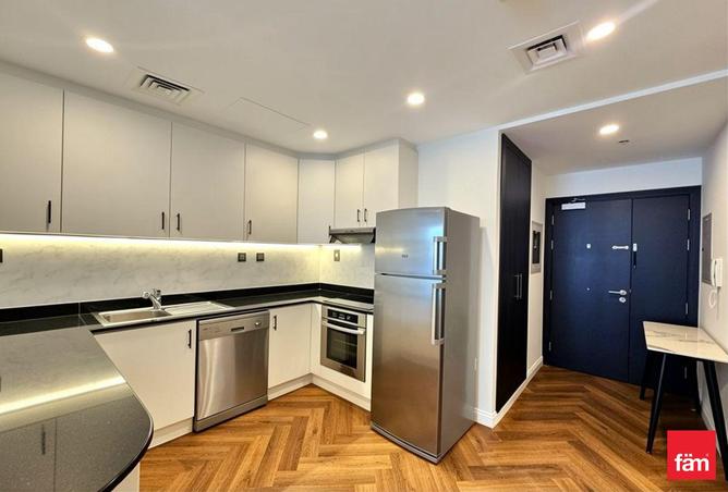 98257341 - Property Image 3
