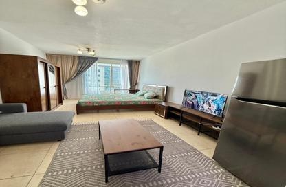 Apartment - Studio - 1 Bathroom for rent in Al Khan Corniche - Al Khan - Sharjah