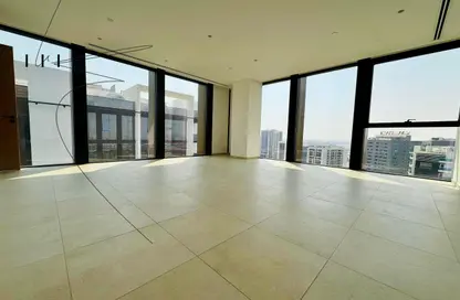 Apartment - 3 Bedrooms - 3 Bathrooms for rent in Residence 110 - Business Bay - Dubai