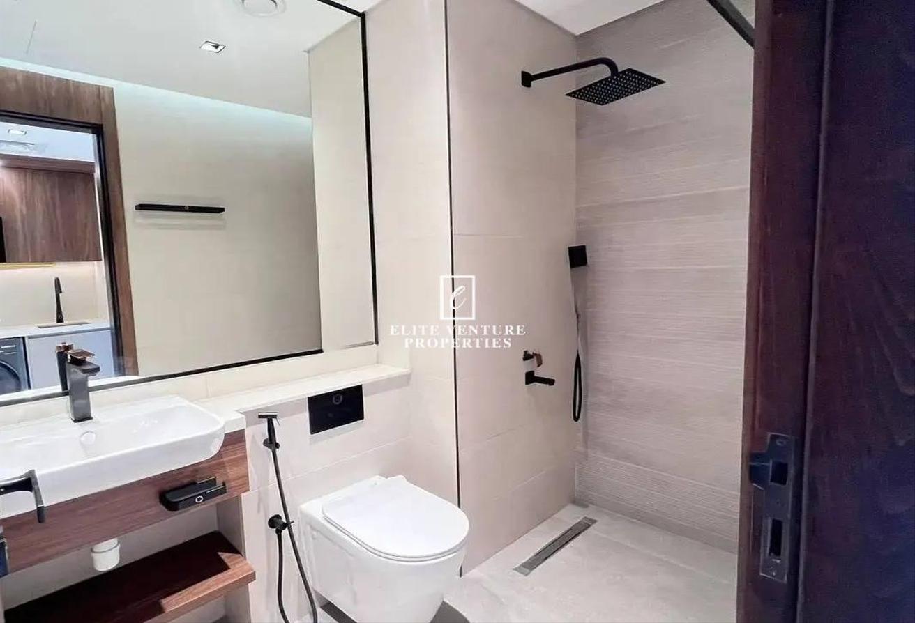 MULTIPLE OPTION | PRIME LOCATION | MODERN LAYOUT photo 8