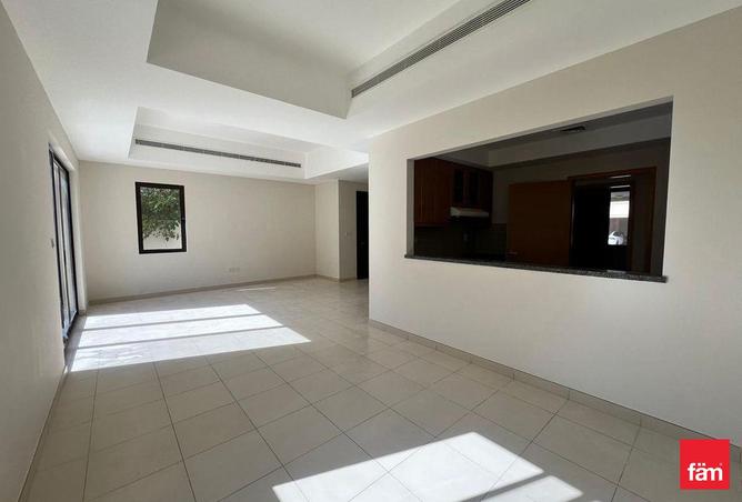 84063239 - Property Image 3