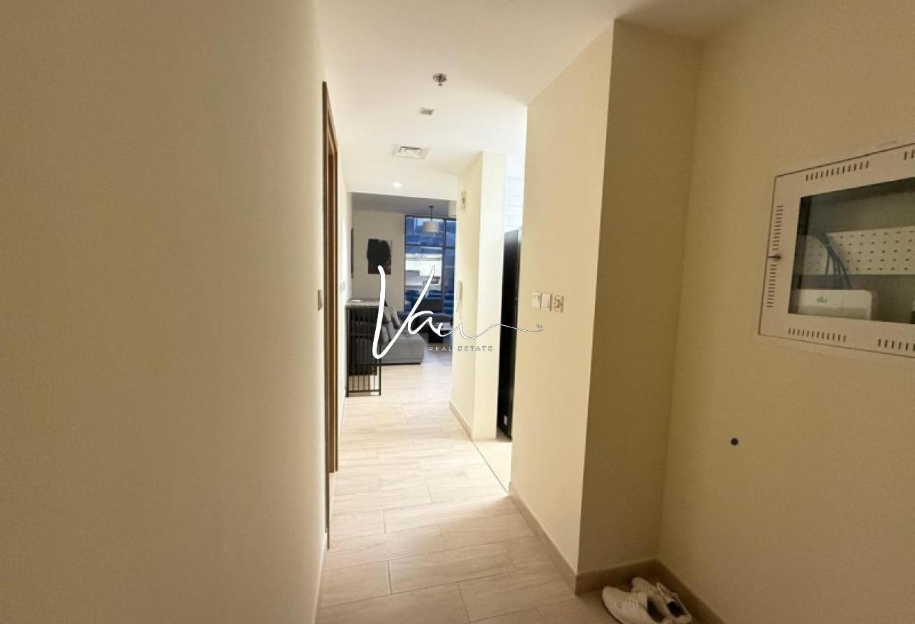 Furnished 2BR | Breathtaking Canal View | Vacant photo 6
