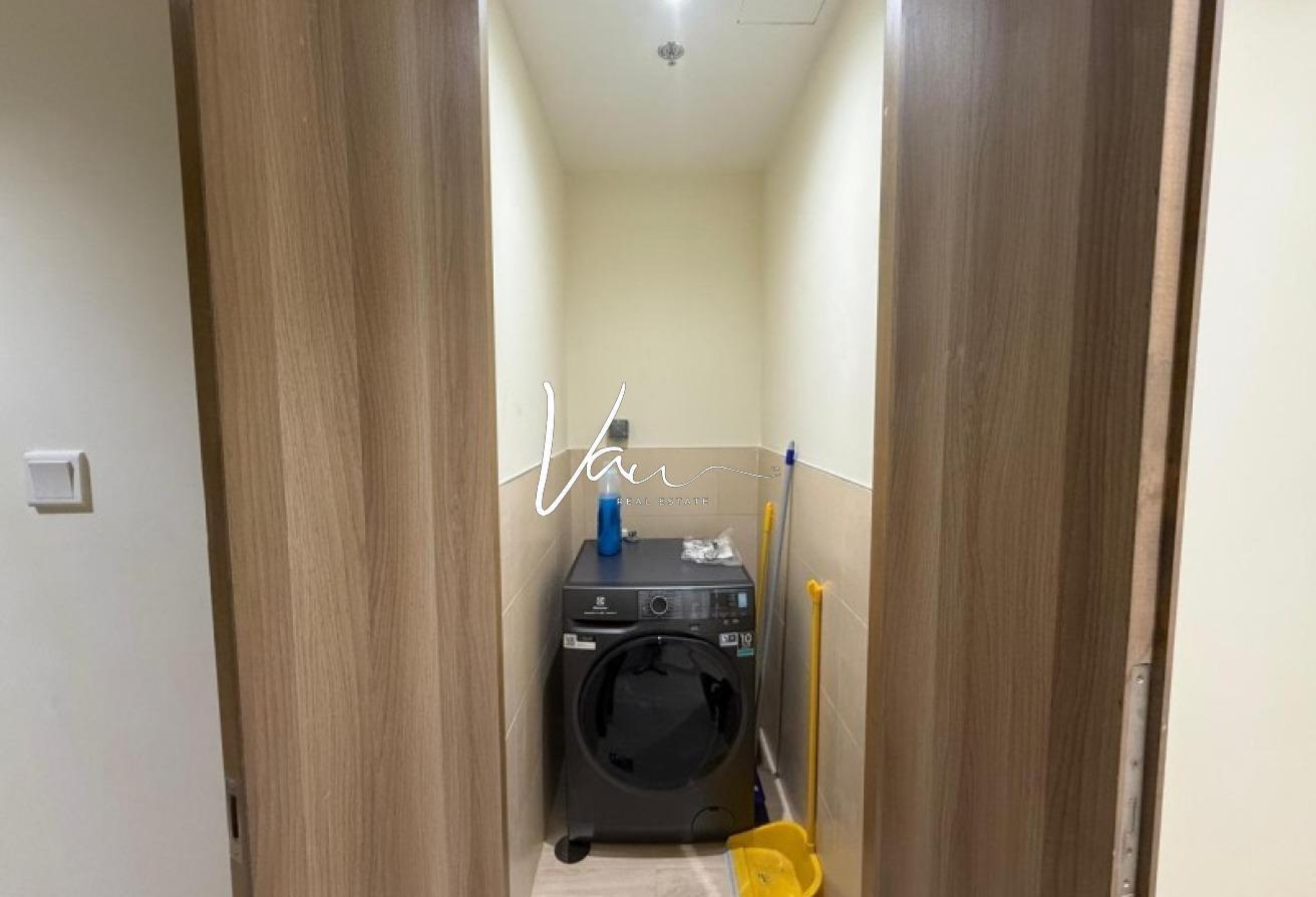 Furnished 2BR | Breathtaking Canal View | Vacant photo 16