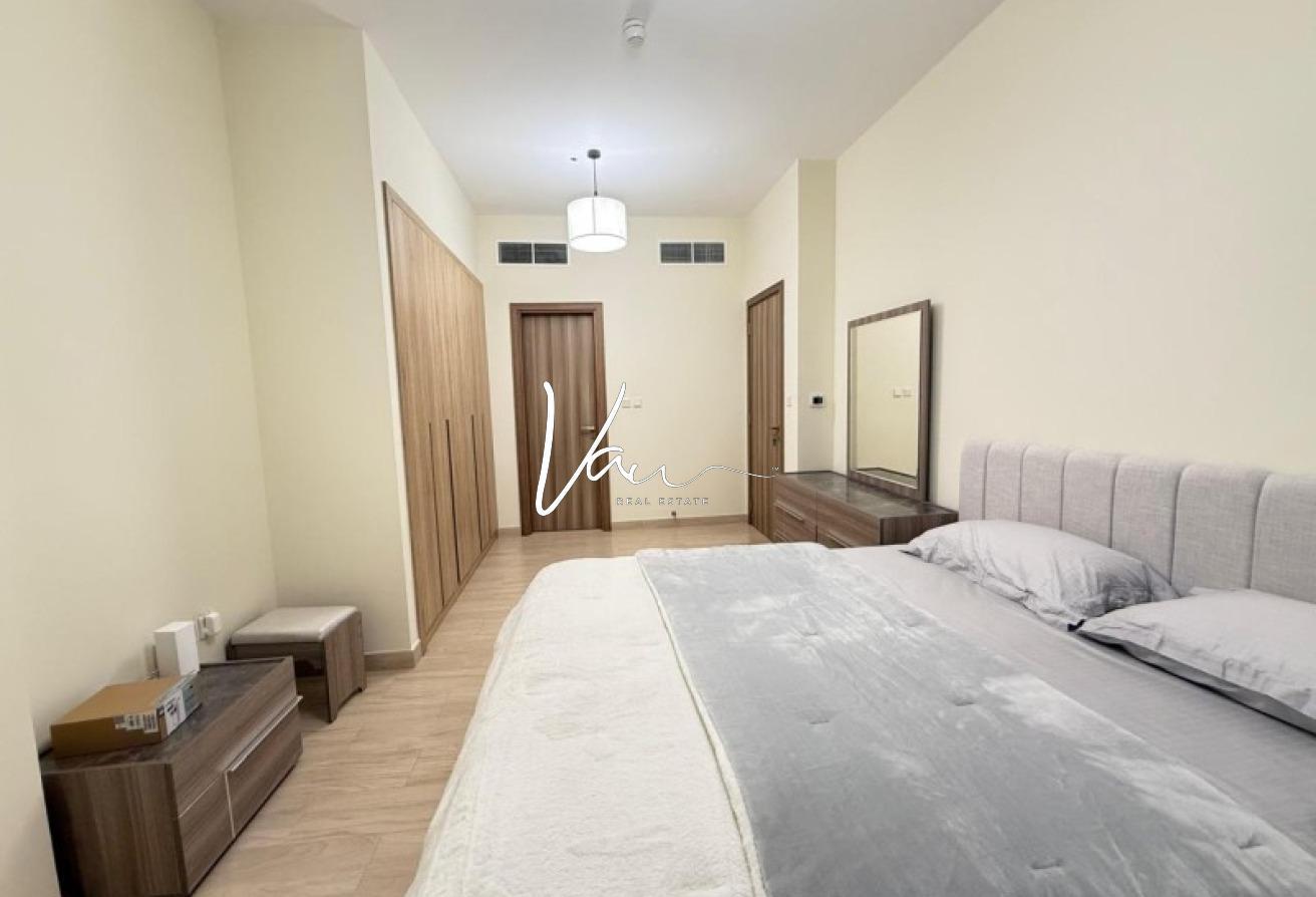 Furnished 2BR | Breathtaking Canal View | Vacant photo 8
