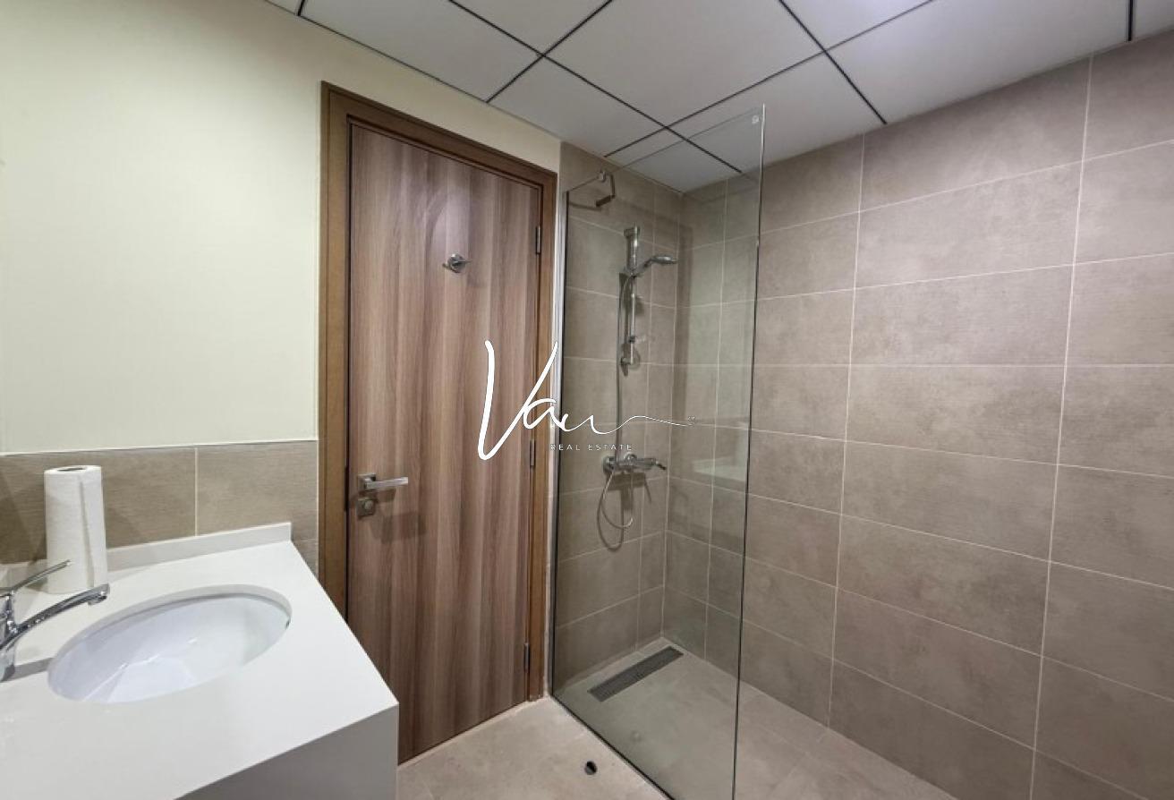 Furnished 2BR | Breathtaking Canal View | Vacant photo 14