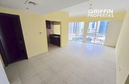 Apartment - 1 Bedroom - 2 Bathrooms for rent in Lake Shore Tower - JLT Cluster Y - Jumeirah Lake Towers - Dubai