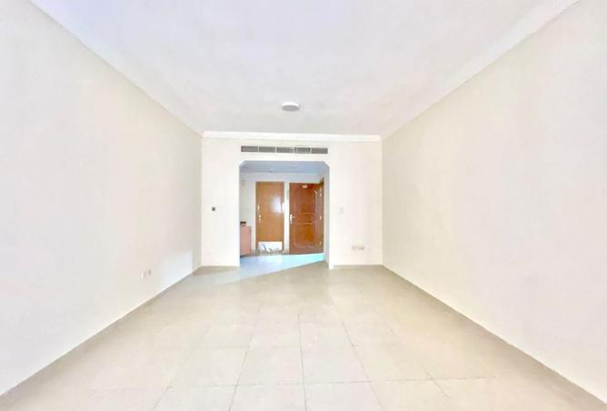 102410581 - Property Image 2