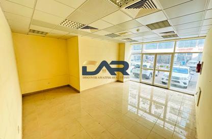 Shop - Studio - 1 Bathroom for rent in Shabiya - Mussafah - Abu Dhabi
