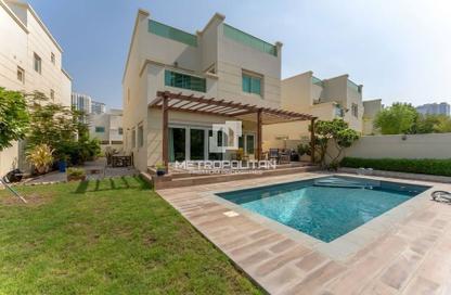 Villa - 4 - 6 for rent in Circle Villas - Jumeirah Village Circle - Dubai
