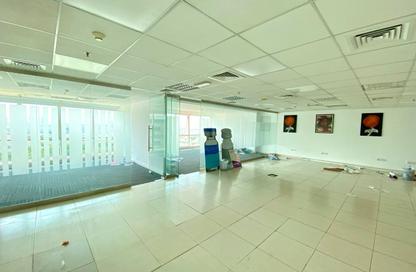 Office Space - Studio - 1 Bathroom for rent in Le Solarium - Dubai Silicon Oasis - Dubai